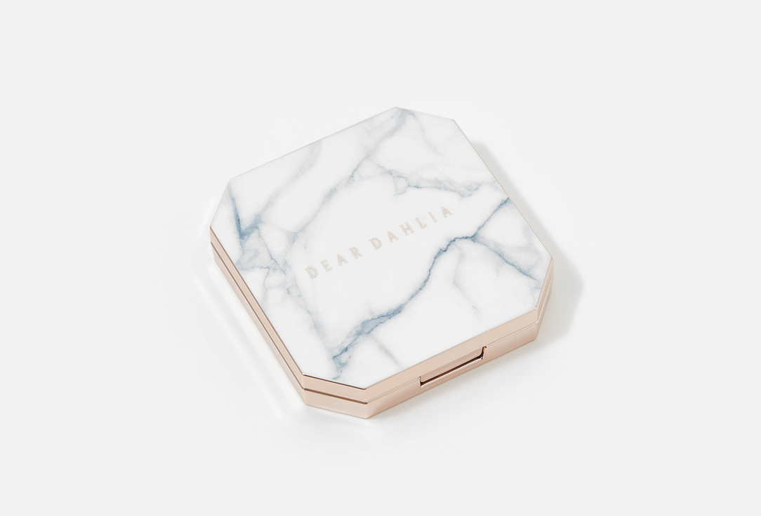 DEAR DAHLIA Eyeshadow palette Dream velvet Moonlit desert 5.1 g DEAR DAHLIA Eyeshadow palette Dream velvet