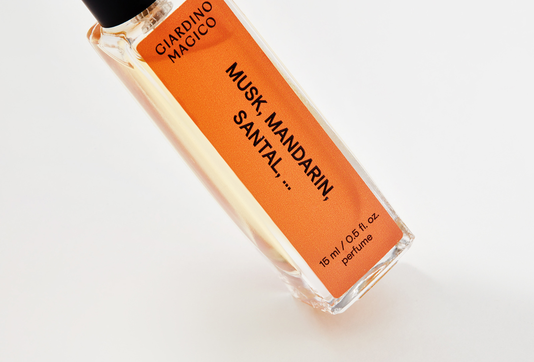 جياردينو ماجيكو عطر المسك، اليوسفي، خشب الصندل