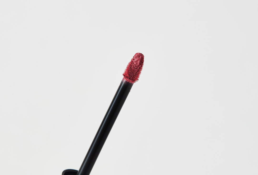 Radiant Professional Make-Up Liquid Lipstick Matt Lasting Lip Color 7, Gentle plum 9 ml Radiant Professional Make-Up Liquid Lipstick Matt Lasting Lip Color