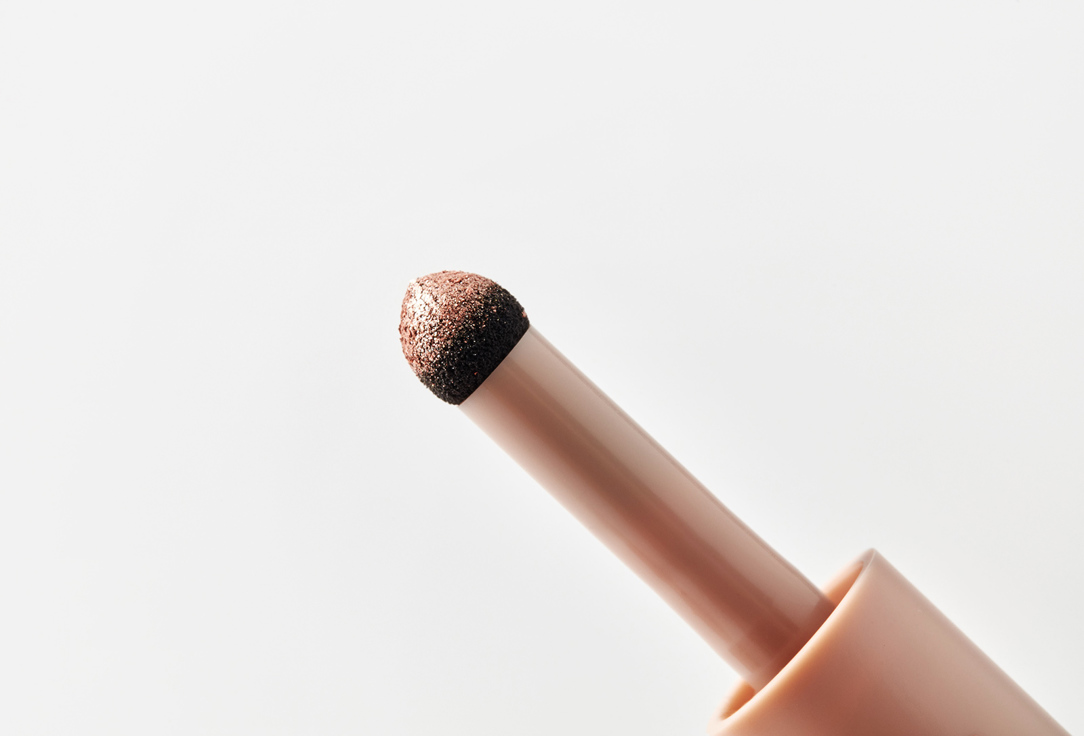 Thim Eye shadows Stick and cream-powder formulas