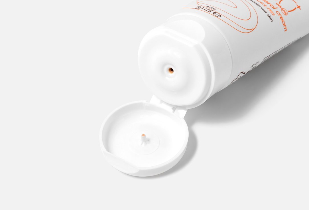 EAU THERMALE AVENE Mineral Cream SPF50+ Sun Care 50 ml EAU THERMALE AVENE Mineral Cream SPF50+ Sun Care