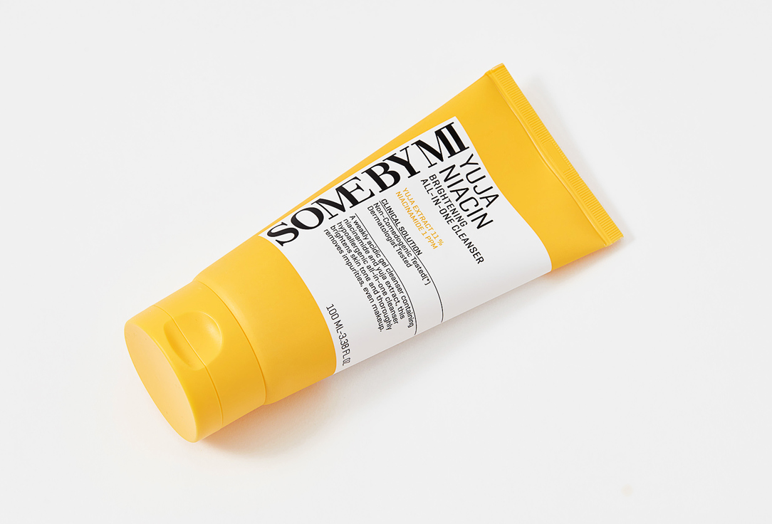 SOME BY MI Face cleanser Yuja naiacine brightening
