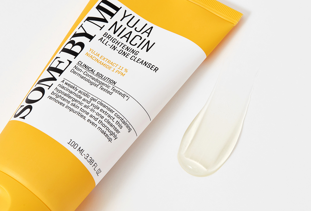 SOME BY MI Face cleanser Yuja naiacine brightening