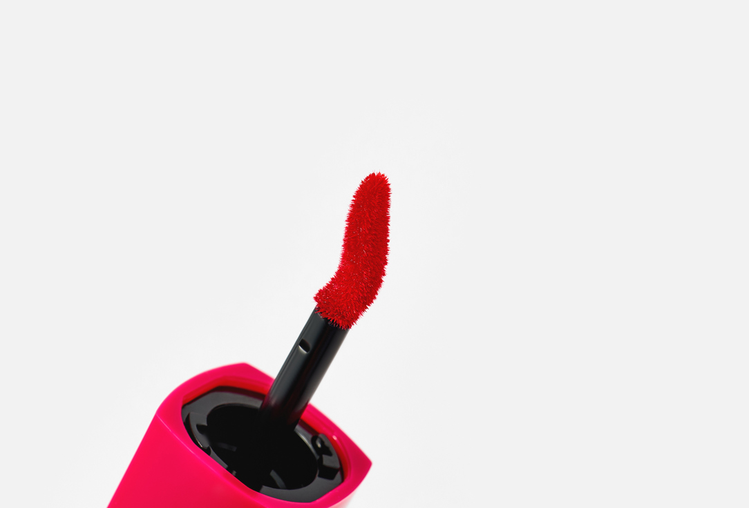 Character Lipstick Multitasking