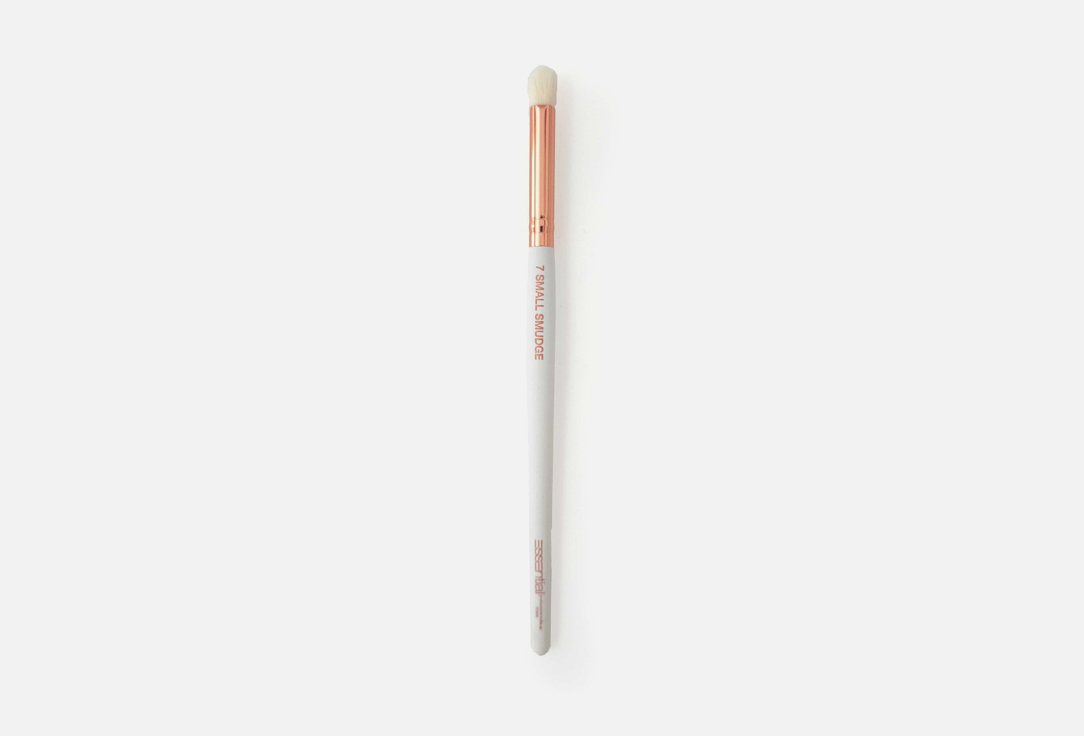 ESSENTIAL MAKE-UP Brush Small smudge