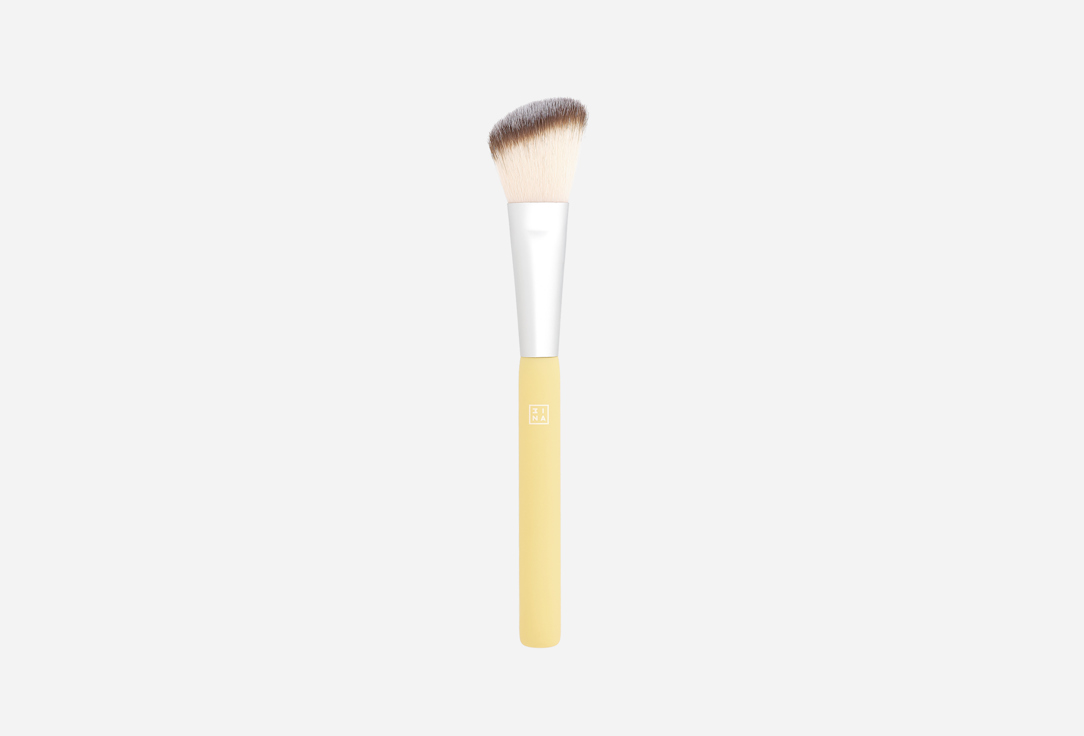3INA Angle Blush Brush The Angle Blush Brush 1 pcs 3INA Angle Blush Brush The Angle Blush Brush