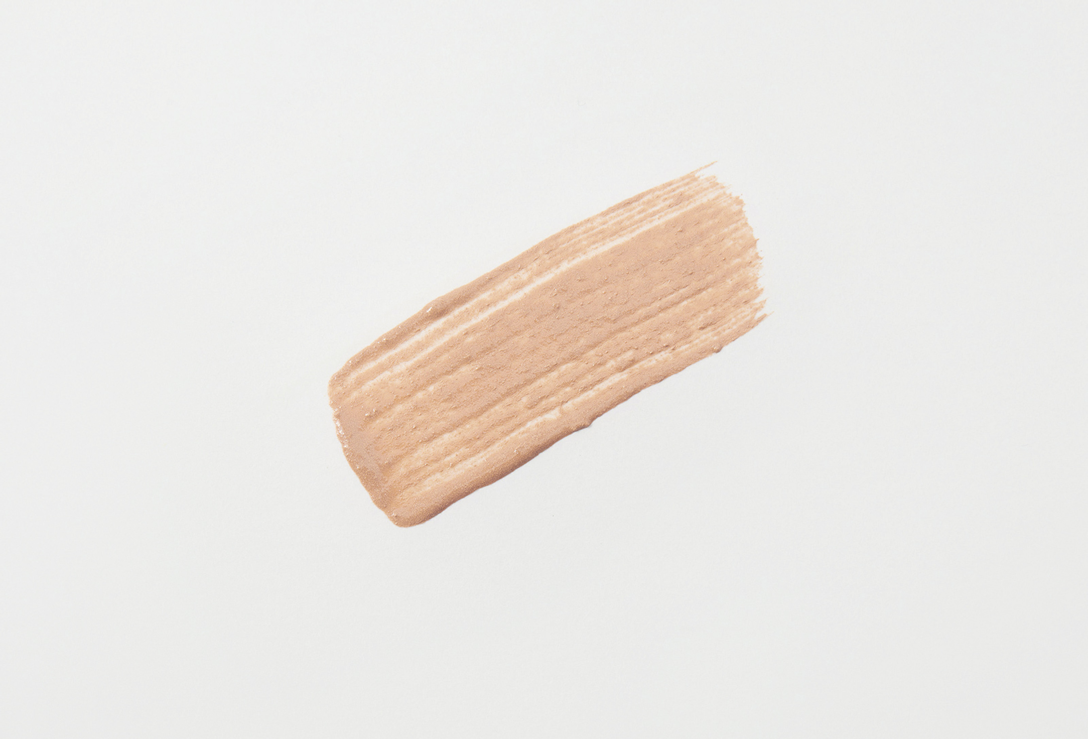 Love Generation Satin Fluid Foundation Bubble 02 40 ml Love Generation Satin Fluid Foundation Bubble