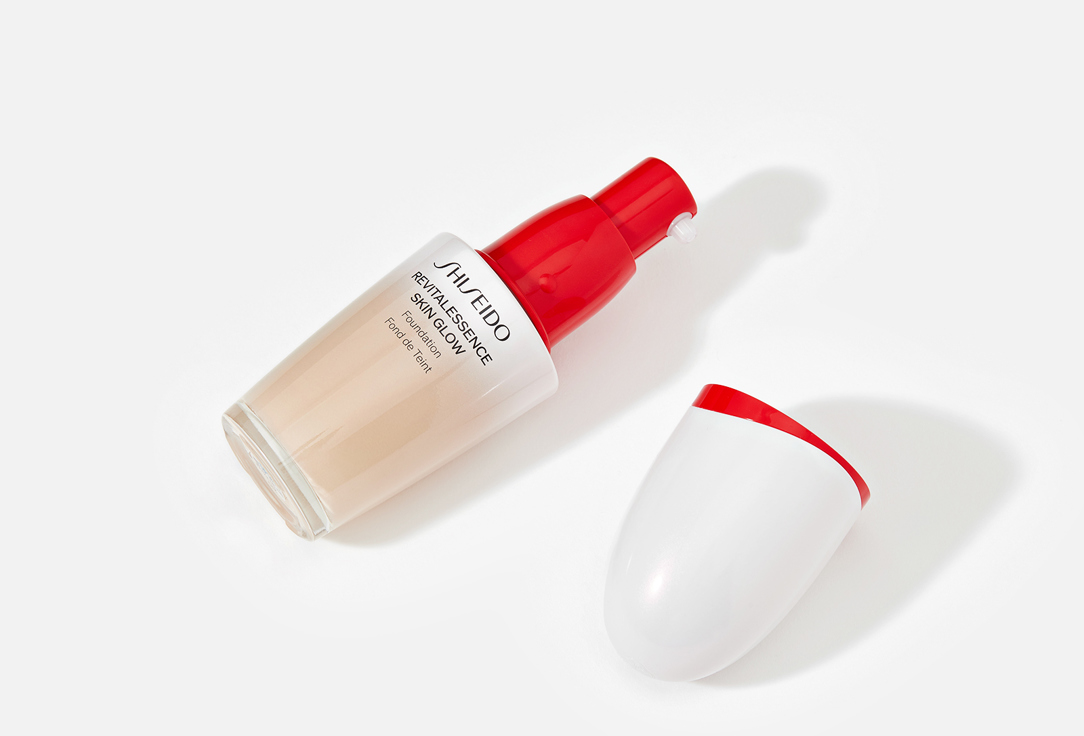Shiseido Foundation Revitalessence Skin Glow 210, Birch 30 ml Shiseido Foundation Revitalessence Skin Glow
