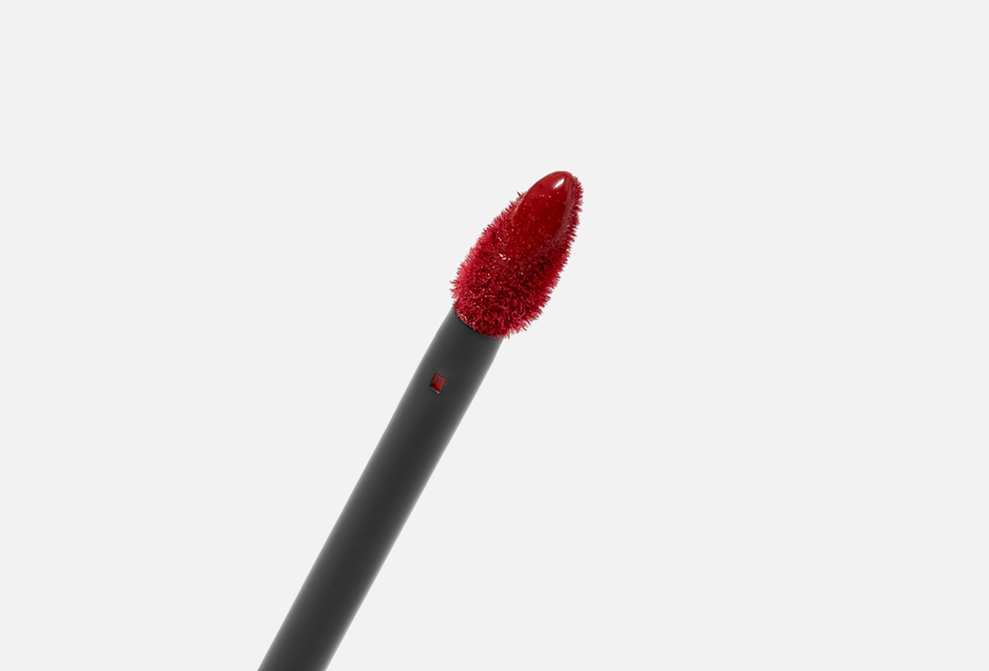Kevyn Aucoin lipstick Velvet Lip Paint Striking Striking 5 Kevyn Aucoin lipstick Velvet Lip Paint Striking