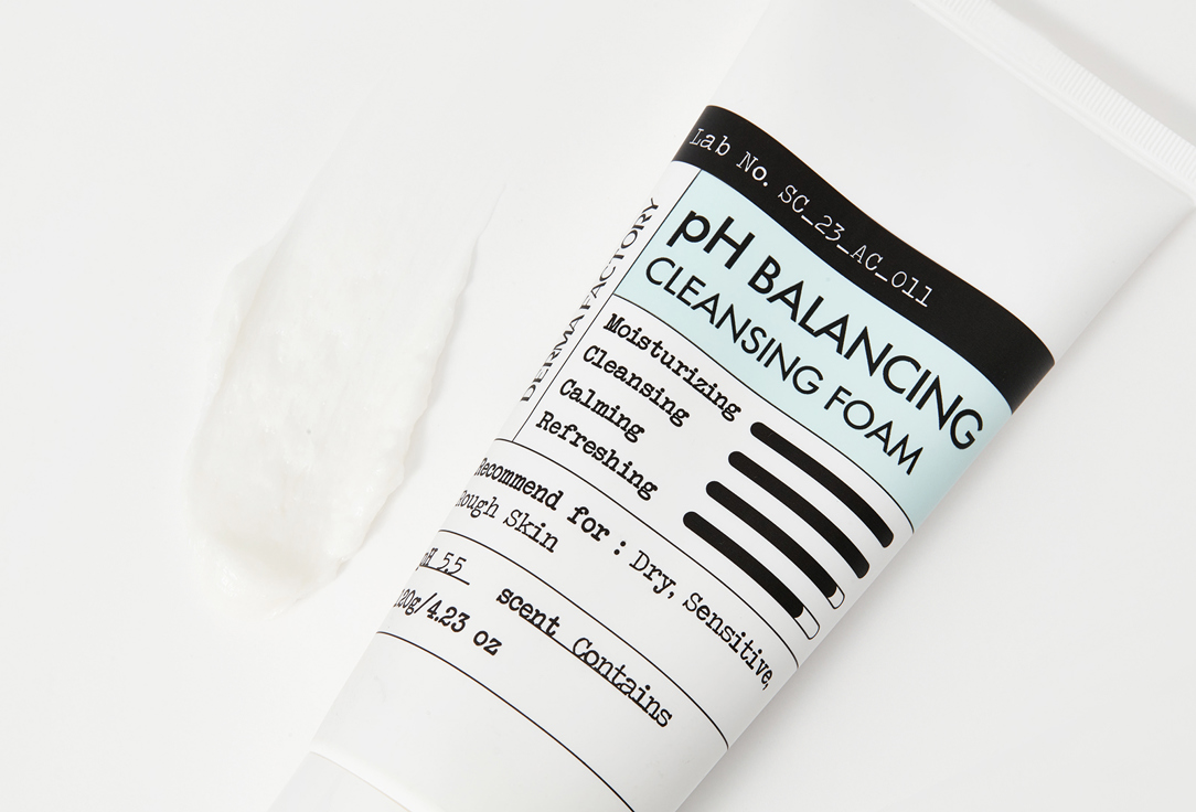 DERMA FACTORY Face foam for sensitive skin PH Balancing Cleansing Foam
