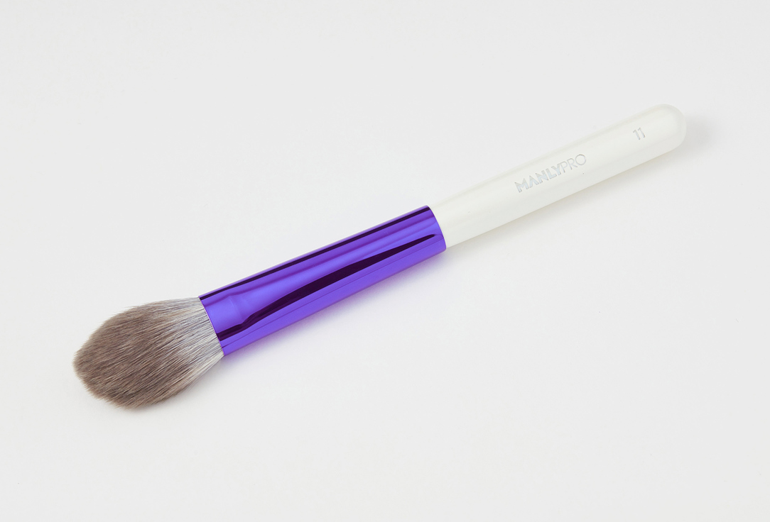 Manly PRO Medium Multifunctional Flat Brush K11
