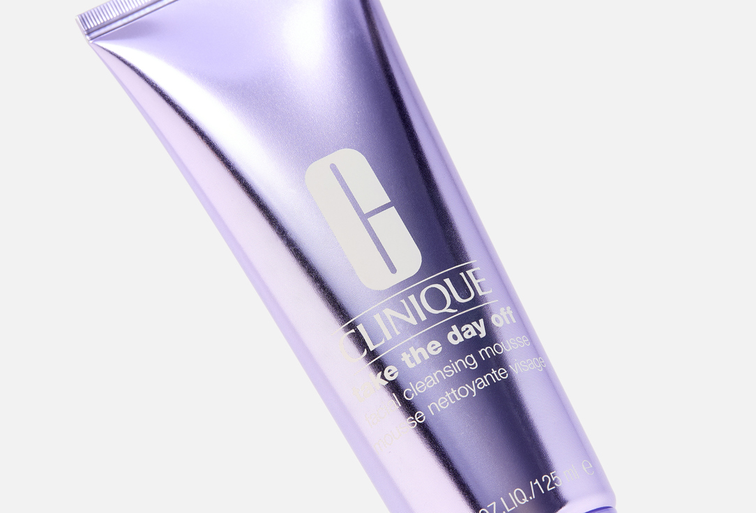 Clinique Smoothing Cleansing Face Mousse Take The Day Off