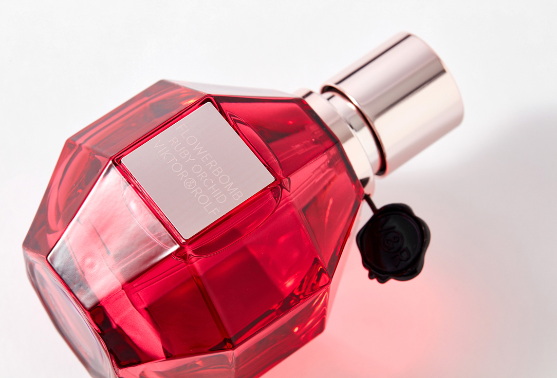 فيكتور آند رولف ماء عطر فلاوربومب روبي أوركيد 100 مل فيكتور آند رولف ماء عطر فلاوربومب روبي أوركيد