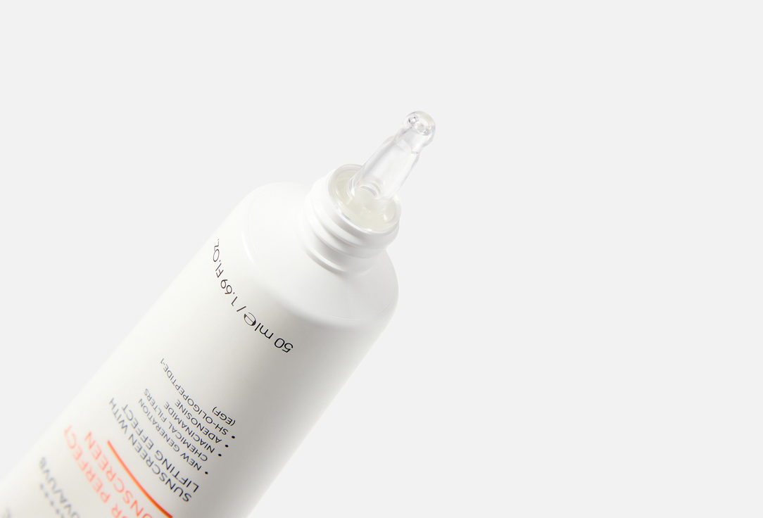 Skinjestique Sunscreen with lifting effect SPF50+ PA++++ Your perfect sunscreen