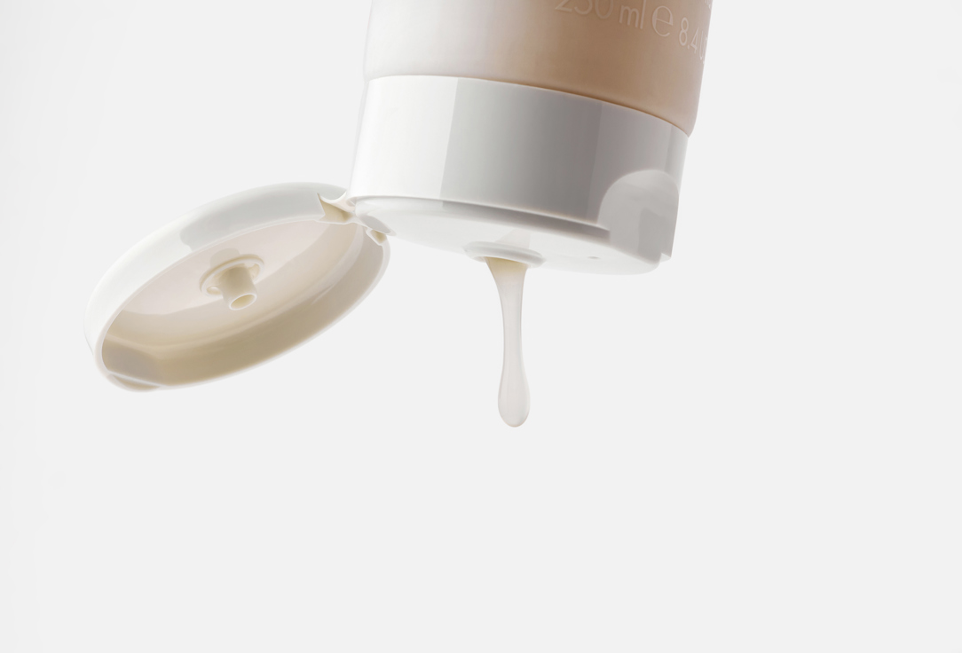 Umberto Giannini Nourishing & Strengthening Shampoo Frizz Fix