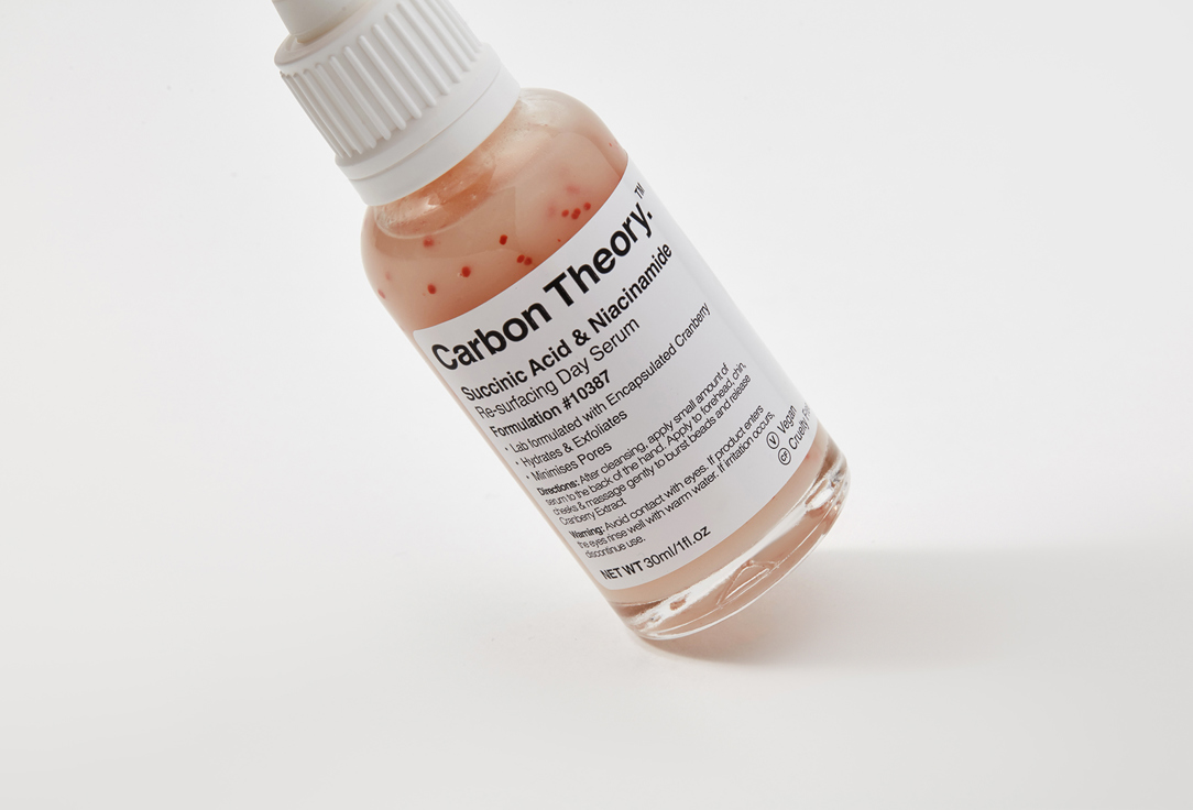 CARBON THEORY Pore-Minimizing Face Serum Succinic Acid & Niacinamide 30 ml CARBON THEORY Pore-Minimizing Face Serum Succinic Acid & Niacinamide
