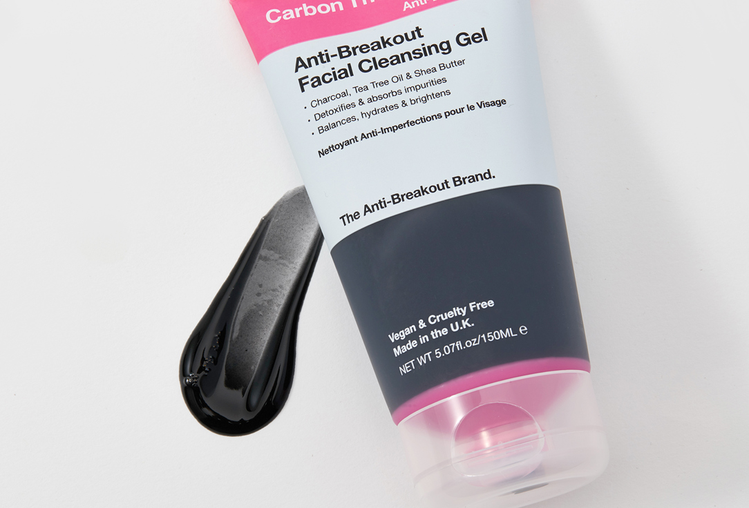 CARBON THEORY Purifying & Refreshing Face Cleanser Anti-Breakout 150 ml CARBON THEORY Purifying & Refreshing Face Cleanser Anti-Breakout