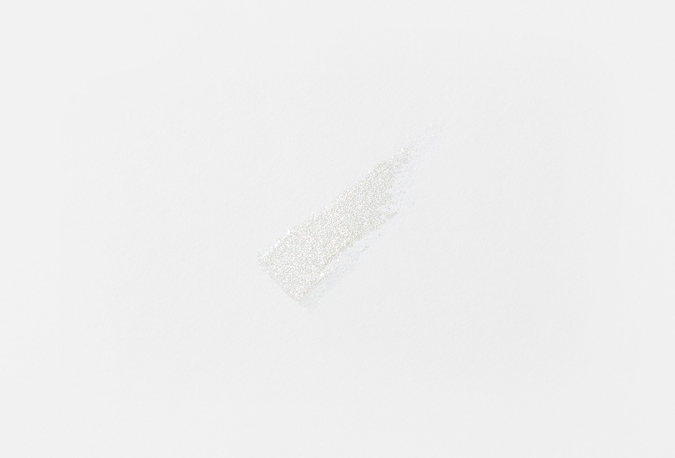 essence MULTI-REFLECTIVE LIPGLOSS META GLOW