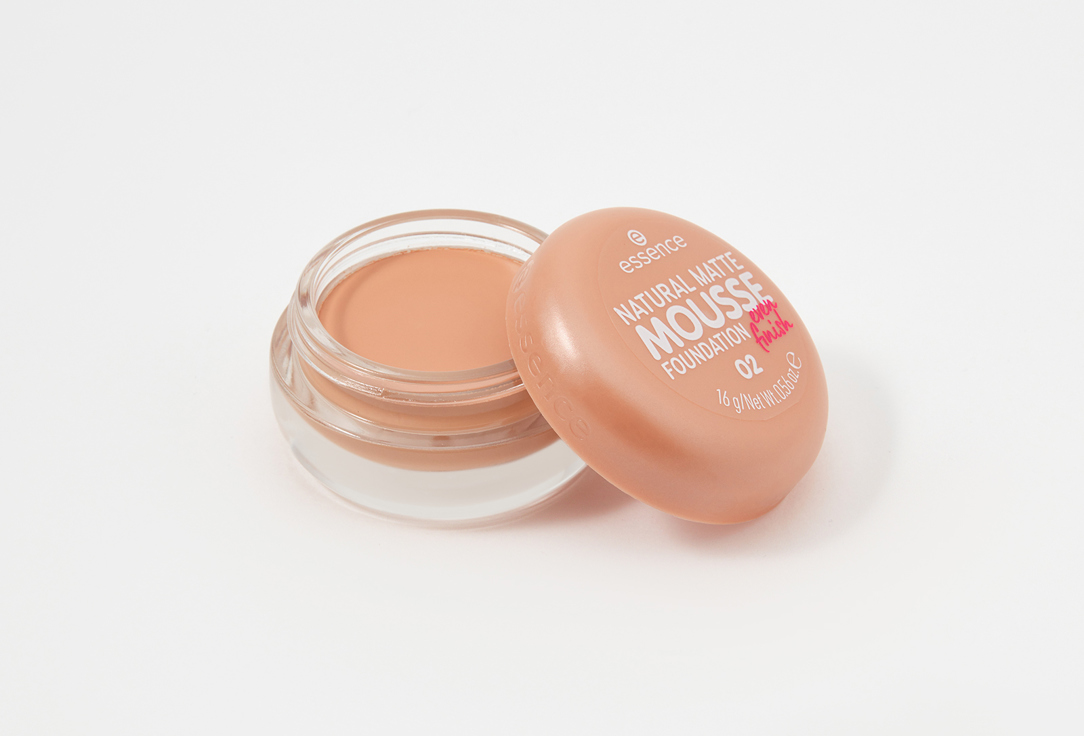 essence Foundation NATURAL MATTE MOUSSE 02 16 g essence Foundation NATURAL MATTE MOUSSE