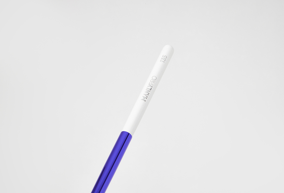 Manly PRO Round Brush for Blending Dry & Cream Textures K135
