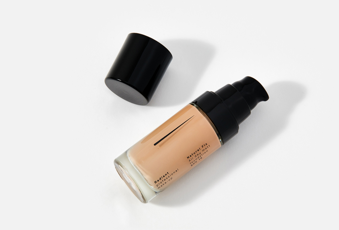 Radiant Professional Make-Up Long-Lasting Mattifying Foundation SPF 15 Natural Fix