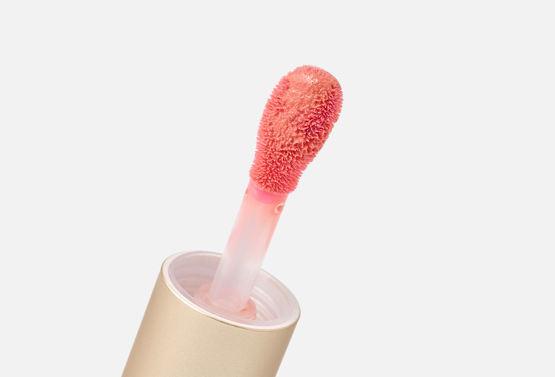 glowiest Nourishing Lip Oil Dream glow tinted