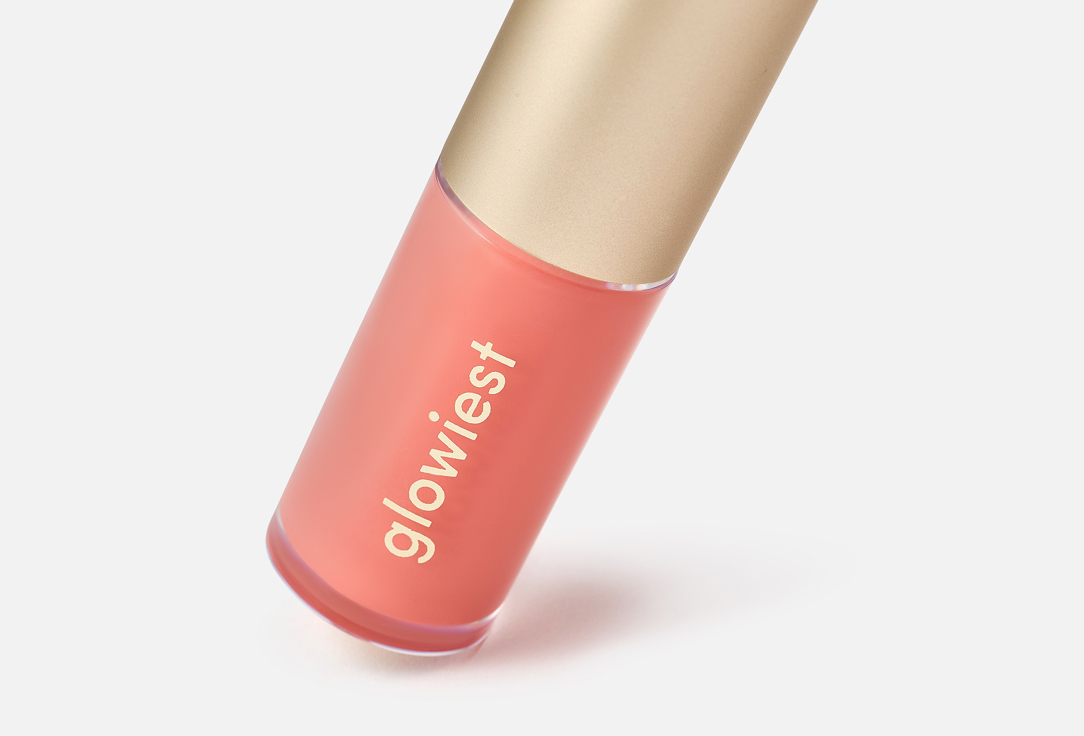 glowiest Nourishing Lip Oil Dream glow tinted