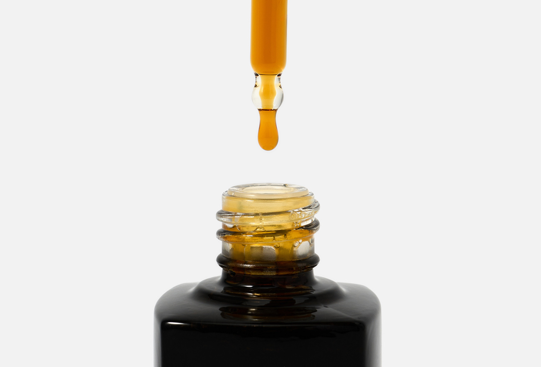 glowiest Nourishing Face Serum Dream glow vitamin c brightening