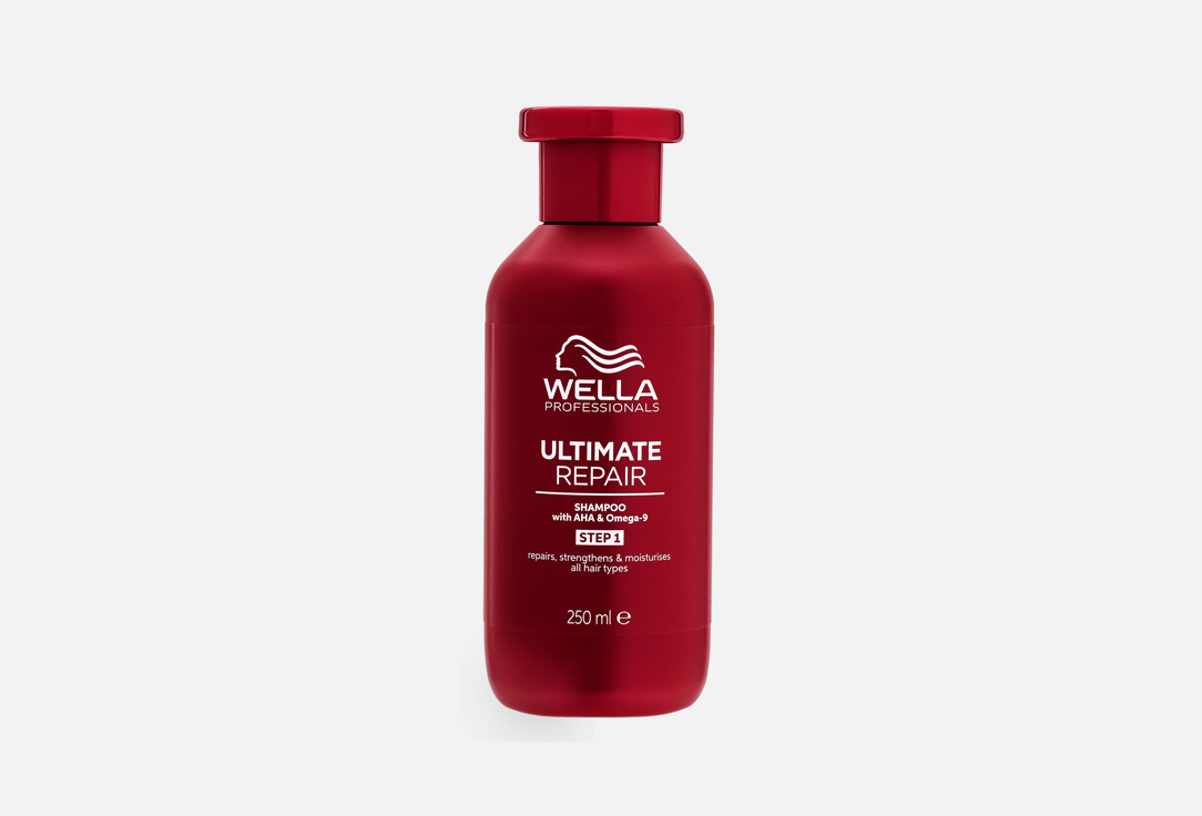 Wella Professionals Lightweight Cream Shampoo Ultimate Repair