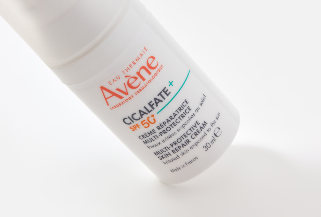 EAU THERMALE AVENE Multi-Protective Repair Cream SPF 50+ Cicalfate +