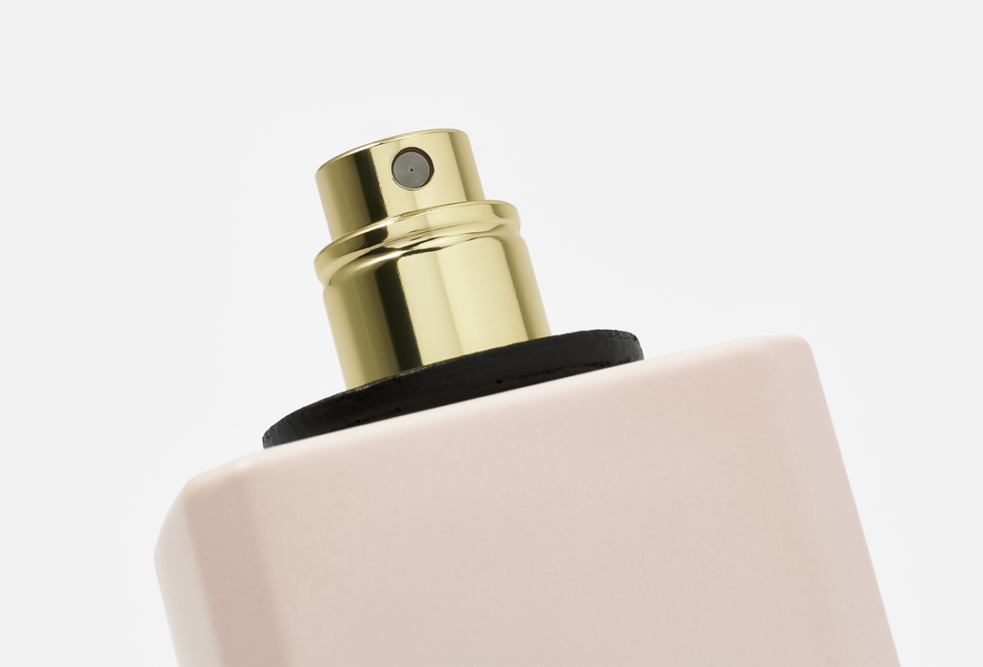 BANANA REPUBLIC EXTRAIT DE PARFUM MONDAY ROSE 75 ml BANANA REPUBLIC EXTRAIT DE PARFUM MONDAY ROSE