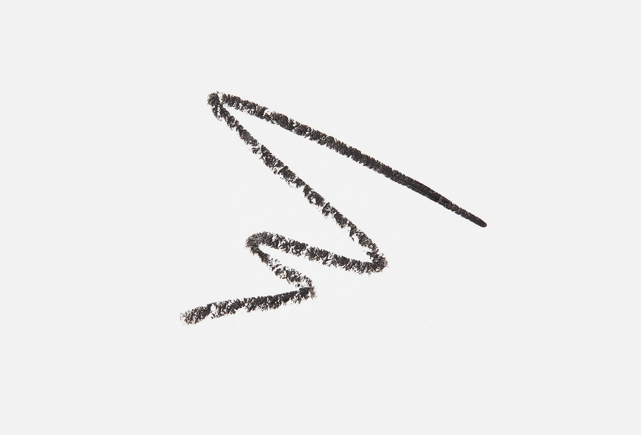 Blondesister eyeliner kajal eyes on me 3 in 1