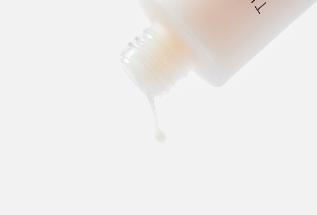 TIRTIR Hydrating & brightening facial toner Milk Skin Toner