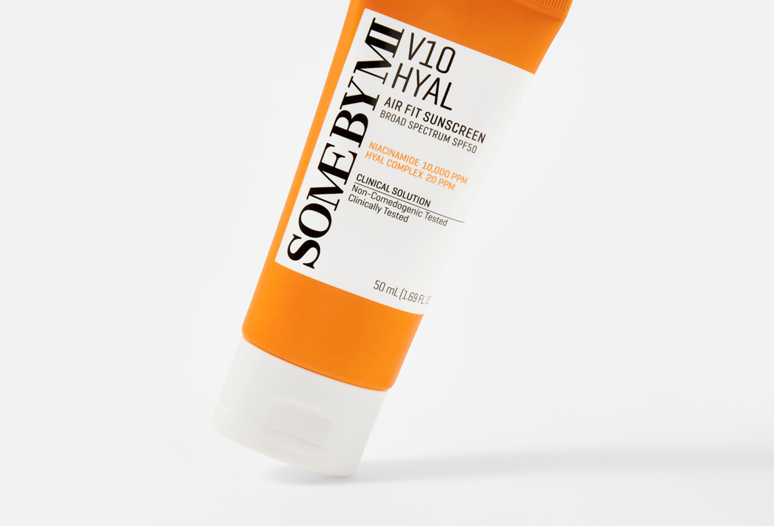 SOME BY MI Light Sunscreen SPF50+ V10 hyal