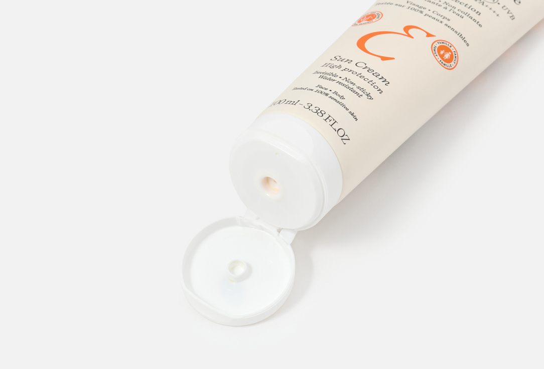 Embryolisse Water-resistant sunscreen SPF50 Sun Cream 100 ml Embryolisse Water-resistant sunscreen SPF50 Sun Cream