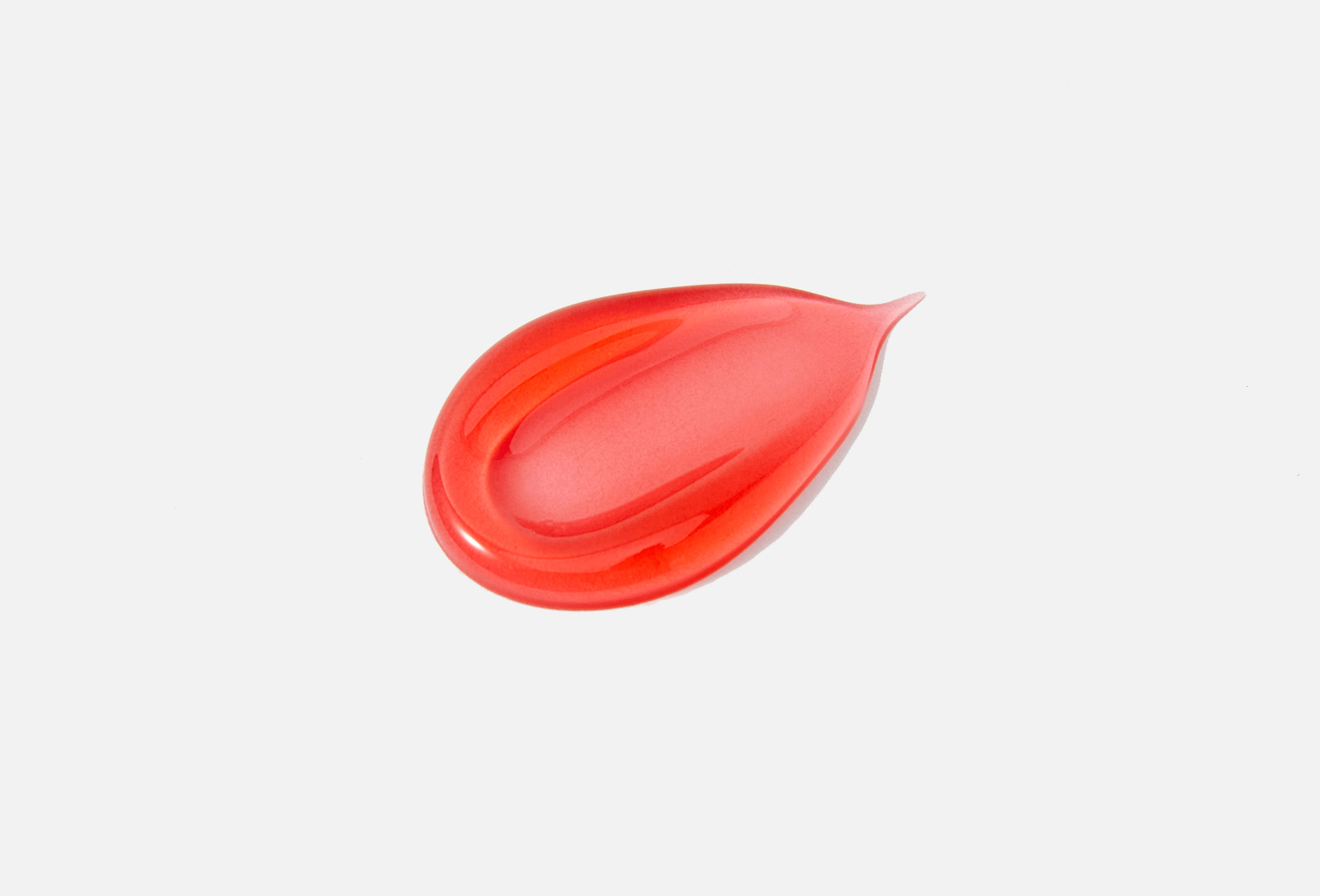 RELOVE REVOLUTION Moisturizing Lip Gloss Drip It Peach 10 ml RELOVE REVOLUTION Moisturizing Lip Gloss Drip It