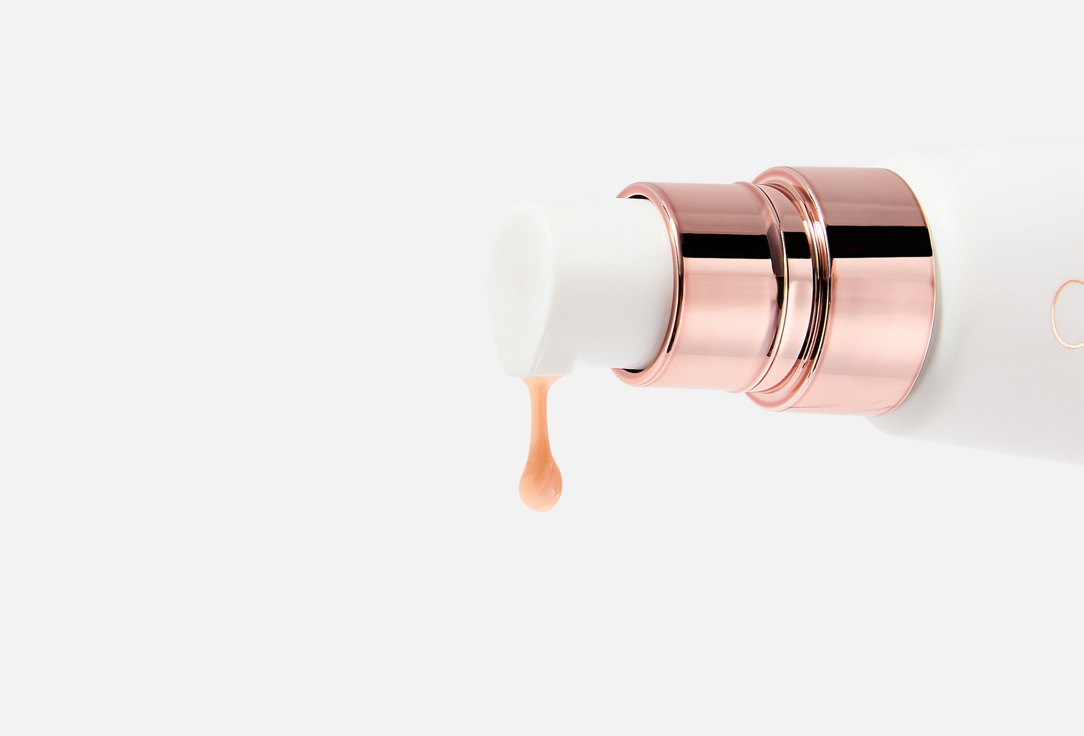 DELILAH Brightening under-eye concealer Wake Up