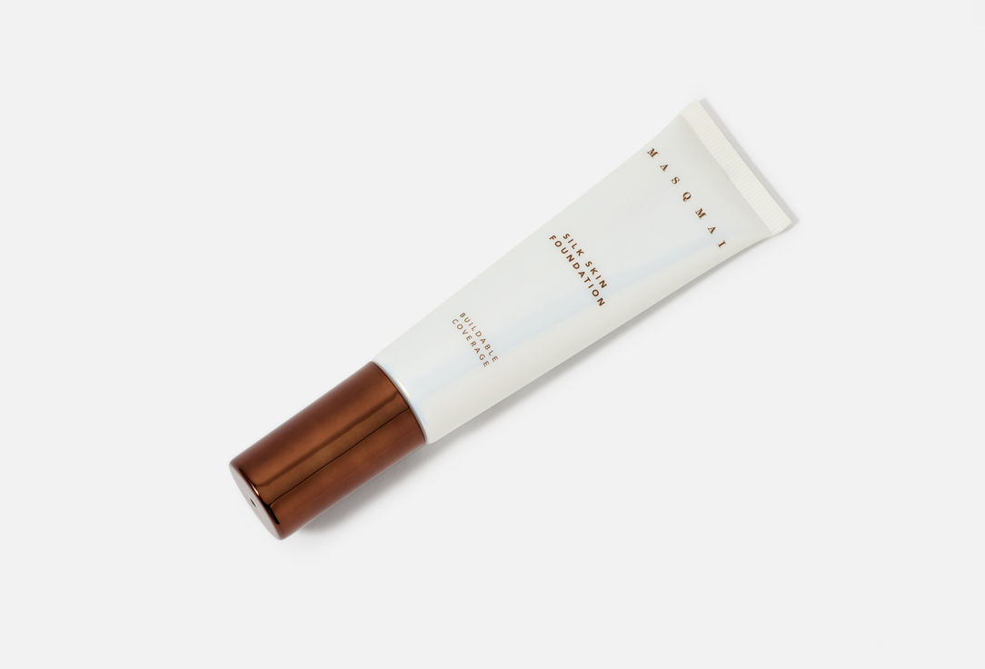 MASQMAI Lightweight Liquid Foundation Silk Skin Light tan 30 ml MASQMAI Lightweight Liquid Foundation Silk Skin