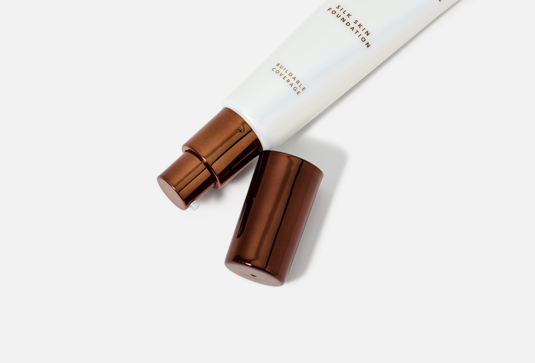 MASQMAI Lightweight Liquid Foundation Silk Skin Light tan 30 ml MASQMAI Lightweight Liquid Foundation Silk Skin