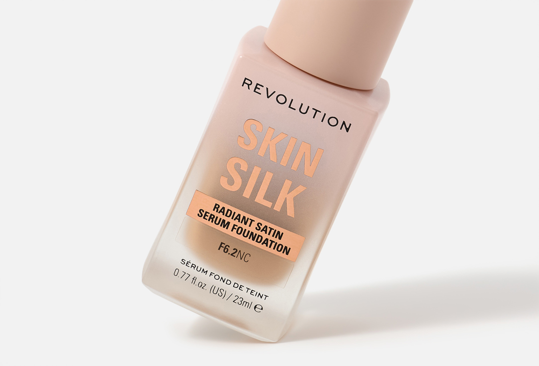 MakeUp Revolution Brightening Foundation Skin Silk Serum Foundation