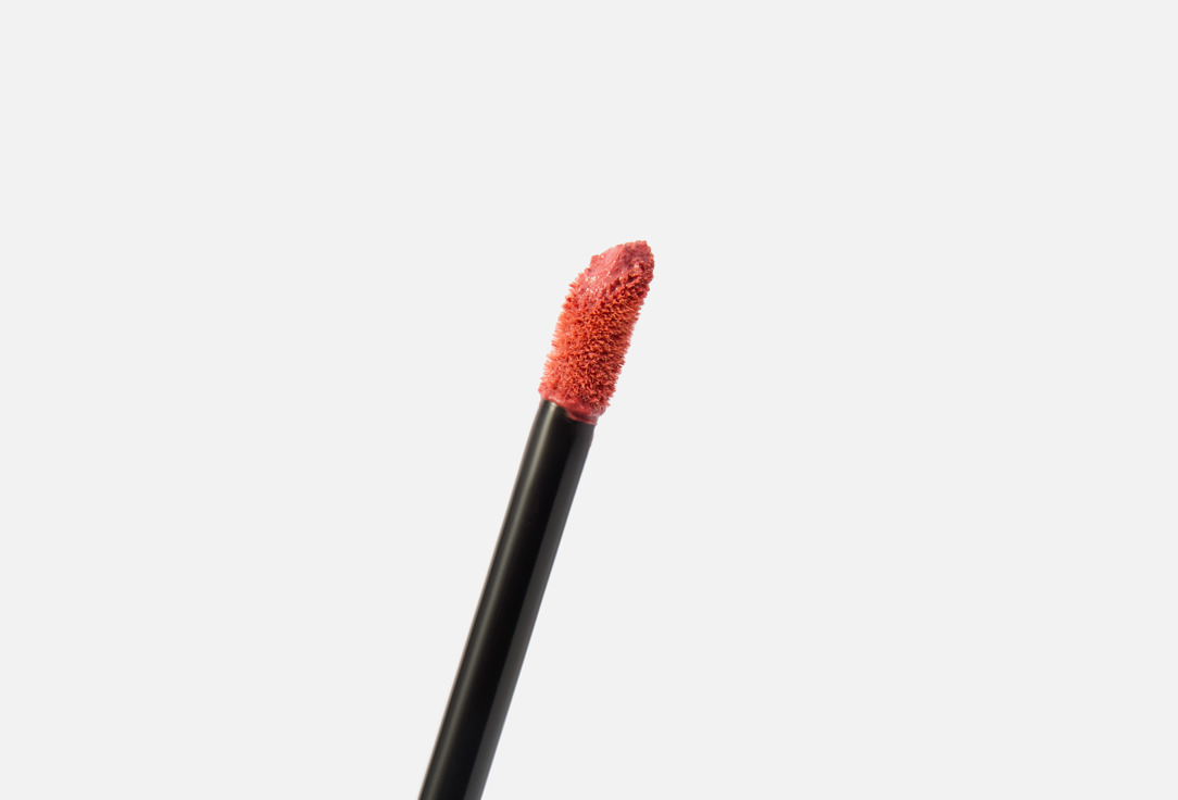 FMGT Velvet Matte Lip Gloss New Bold 03, Rose mist 4.5 g FMGT Velvet Matte Lip Gloss New Bold