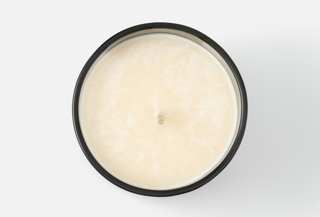 Max Benjamin CANDLE with LID White Pomegranate 210 g Max Benjamin CANDLE with LID White Pomegranate