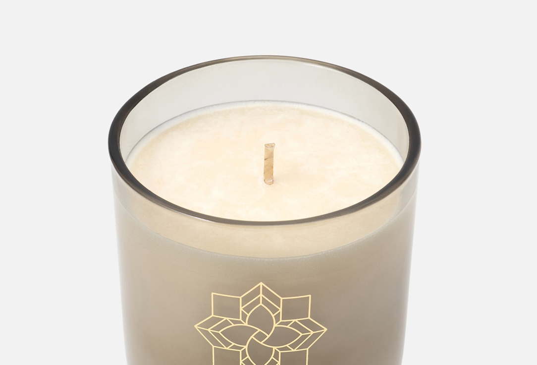 Max Benjamin CANDLE with LID White Pomegranate 210 g Max Benjamin CANDLE with LID White Pomegranate