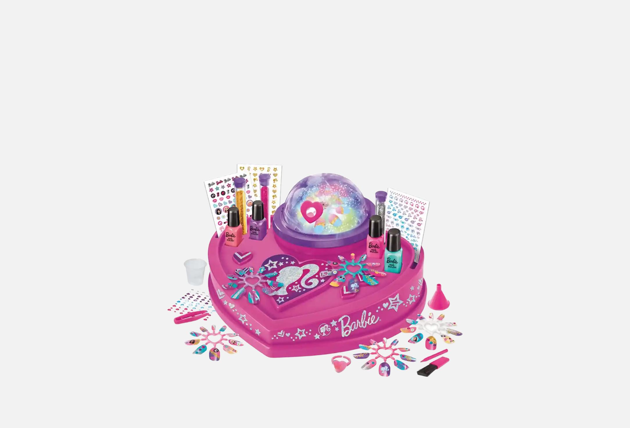 Glitter & Shine Nail Studio  14 