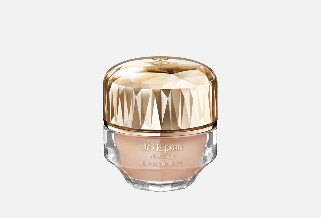 Clé de Peau Beauté Illuminating Creamy Foundation SPF22 The Foundation B20, Light medium beige 28 ml Clé de Peau Beauté Illuminating Creamy Foundation SPF22 The Foundation