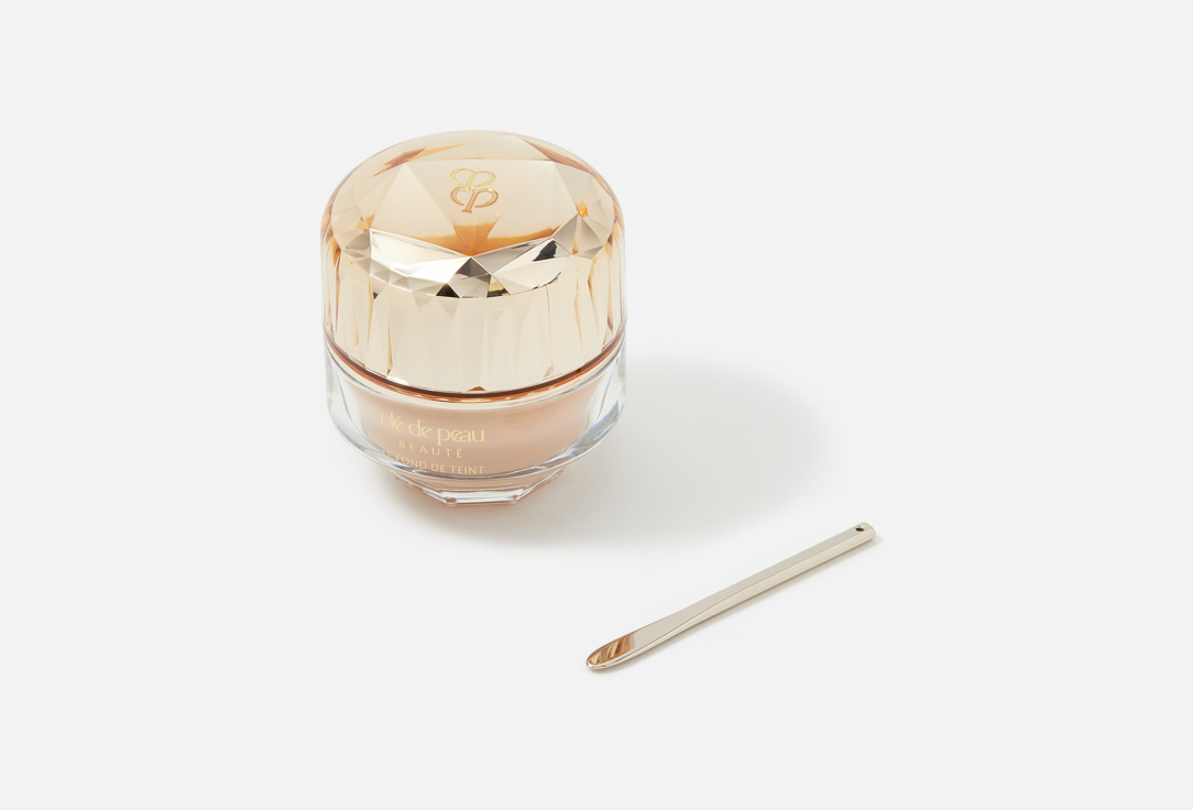 Clé de Peau Beauté Illuminating Creamy Foundation SPF22 The Foundation