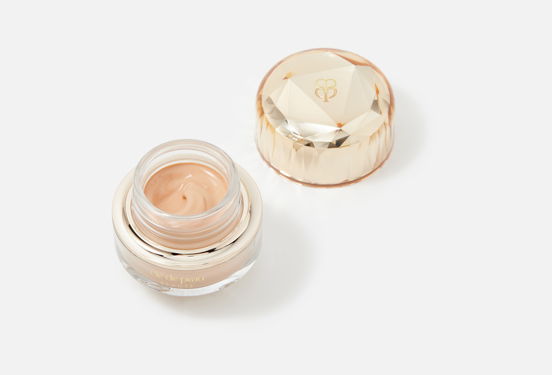 Clé de Peau Beauté Illuminating Creamy Foundation SPF22 The Foundation