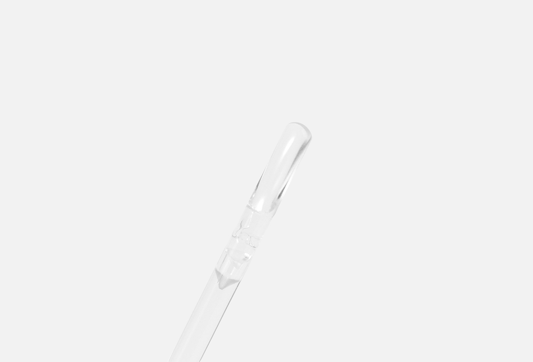 essence GLASS SHINE PLUMPING LIP GlOSS what the fake! 01 4.2 ml essence GLASS SHINE PLUMPING LIP GlOSS what the fake!