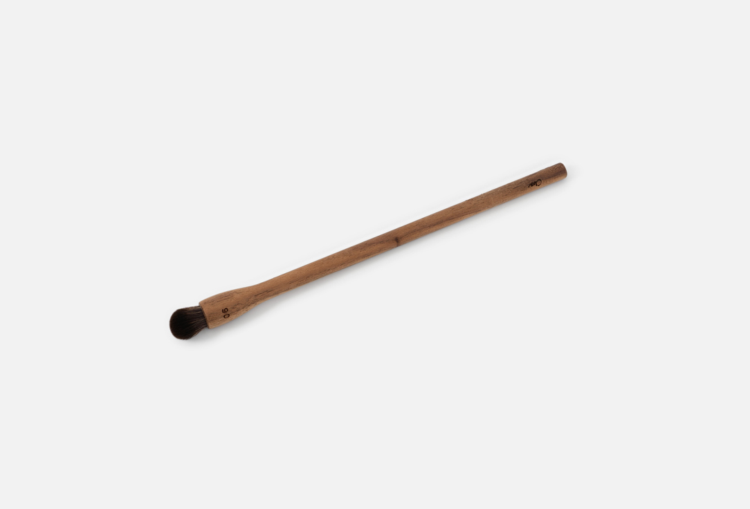 Close Concealer Brush Pinceau Correcteur 1 pcs Close Concealer Brush Pinceau Correcteur