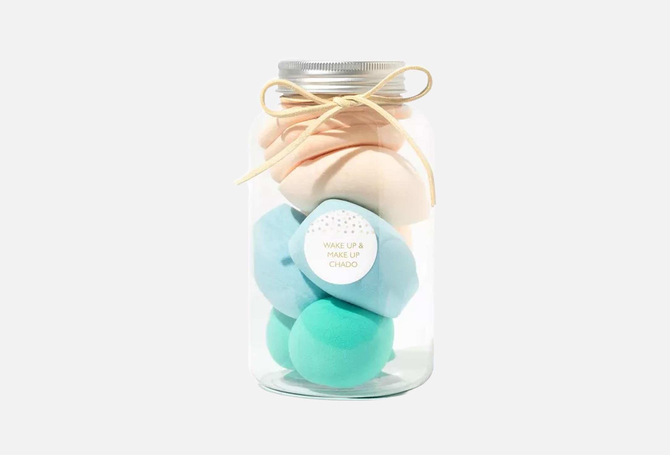 Jar of Makeup Sponges 10